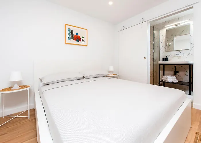 아파트 The Grisia